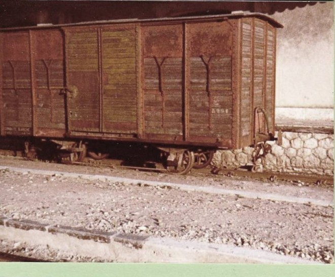 41 - C. F. du BLANC - ARGENT  Wagon couvert. Photo Pérève.jpg
