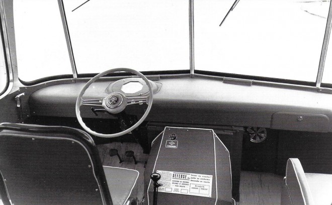 R2168 Gruau (Tableau de bord) - Janv 1962.jpg