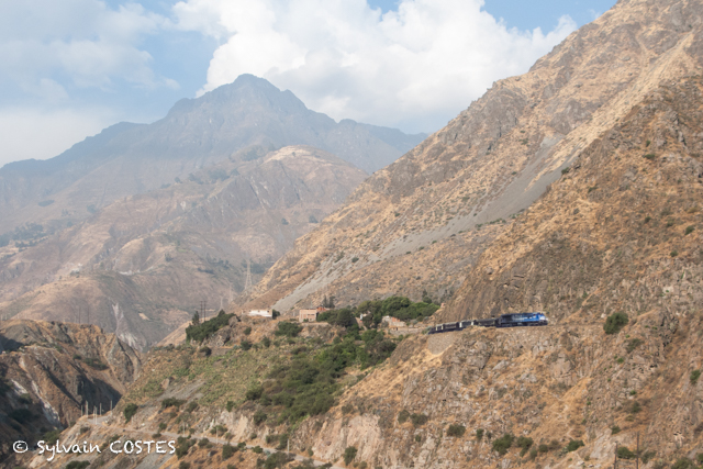 2018_08_17-Matucana Pérou - DASH 8 1030 FCCA-03.jpg