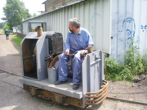 pel01.jpg
