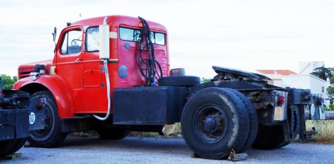 Berliet TLM 10 - Arrière cabine (1).jpg