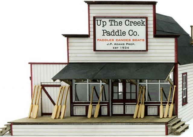 facade grocery retouchée.jpg