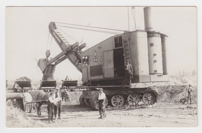 MENCK à vapeur 1928.jpg