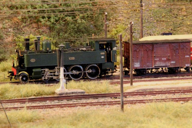 Circ 023.jpg