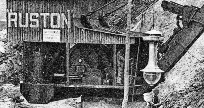 78 - Vallée de Chevreuse - The Ruston 18 ton Crane Navvy - EXTRAIT.jpg