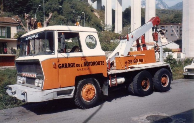 BERNARD Dépanneuse - Autoroute.jpg