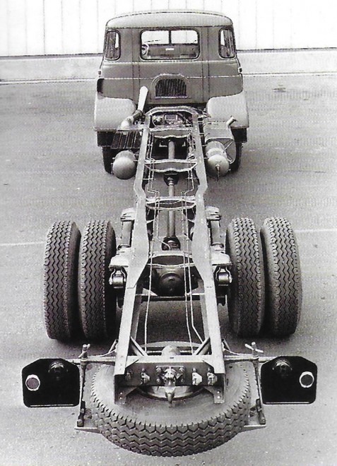 Berliet GRK - Premier modèle 2.jpg