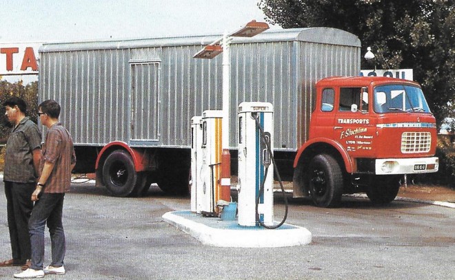 Berliet GRK - Fourgon alu janv 1963.jpg