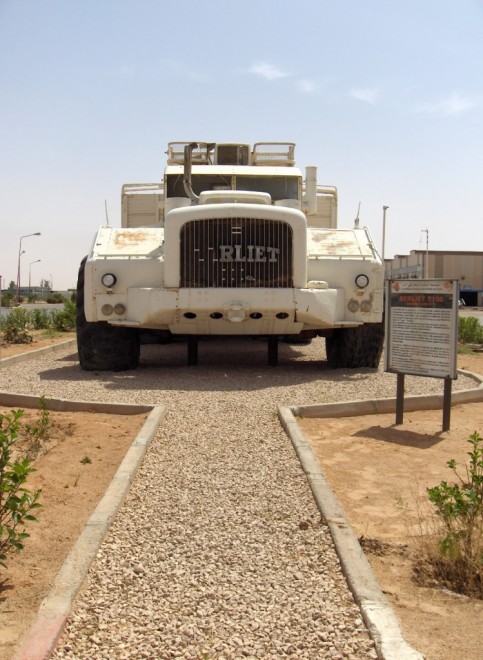 Berliet T 100 Hassi Messaoud.jpg