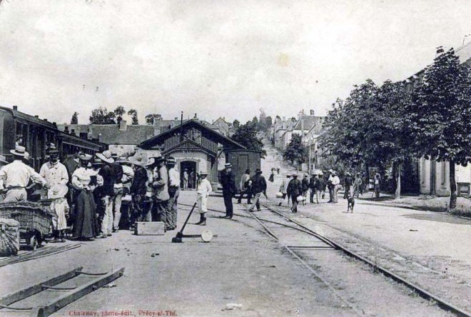 Précy sous Thil 5.jpg