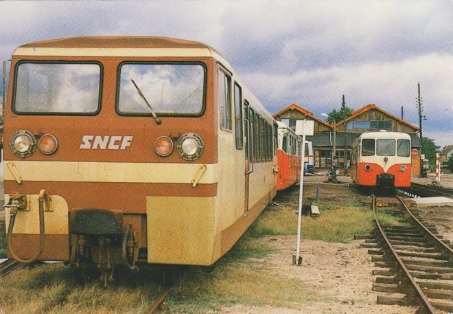 41 - ROMORANTIN - CHEMIN DE FER DU BLANC-ARGENT (SOLOGNE) AUTORAILS VERNEY AU DEPOT DE ROMORANTIN.jpg