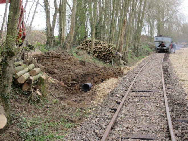 2019 03 27 fIN DU BALLASTAGE DE LA LIGNE._01.jpg