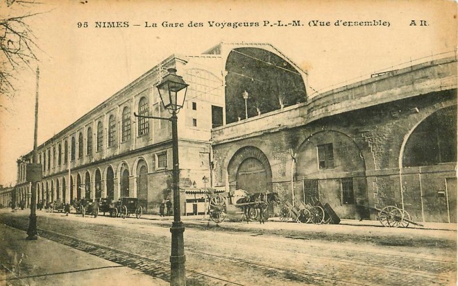 Nîmes - gare PLM.jpg
