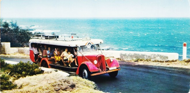 Autocar Courant d'air La Réunion 1970.jpg
