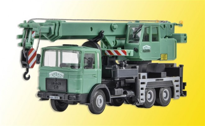 grue sur porteur MAN-SAVIEM Kibri 15210.JPG