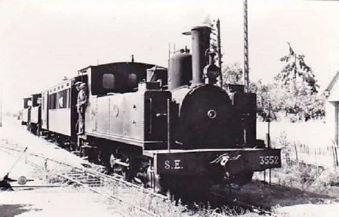 18 - Loco vapeur Saint Amand SE Cher dernier train de matériel Cliché M. Rifault COLLECTION PEREVE.jpg