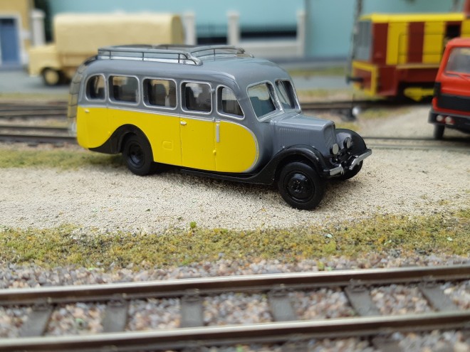 CAR-1.jpg