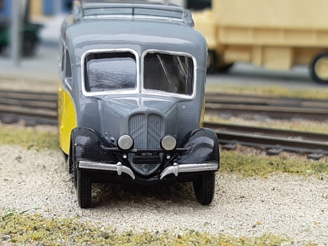 CAR-2.jpg