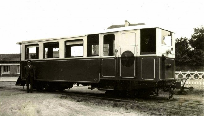 14 - CFC Autorail Pétroléo-électrique DECAUVILLE CROCHAT  Acquis vers 1934,  Ligne de Caen à Courseulles..jpg