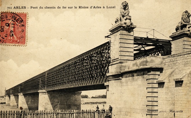 Pont ferroviaire de Trinquetaille 2.jpg