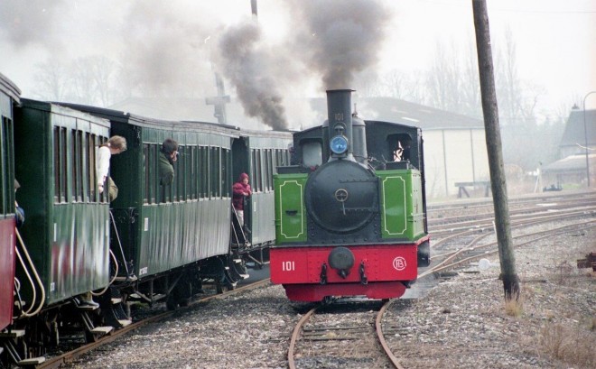 1996-03 et 04 CFBS A 16008.jpg
