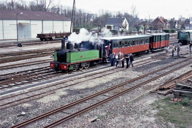 1981-04015.jpg