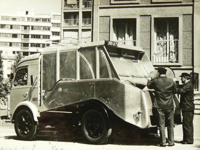 1960 Renault benne Semat 6m 01 reduit.JPG