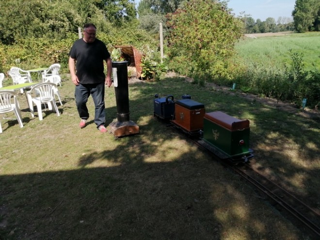 Saint Amand les Eaux, le petit train de la Scarpe  File