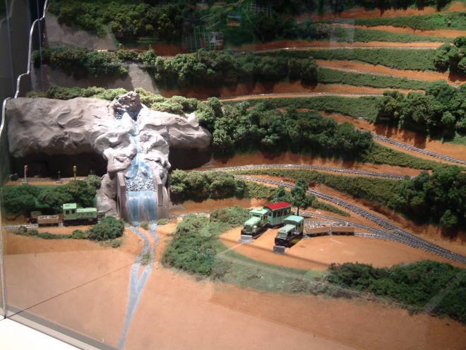 06-044.JPG