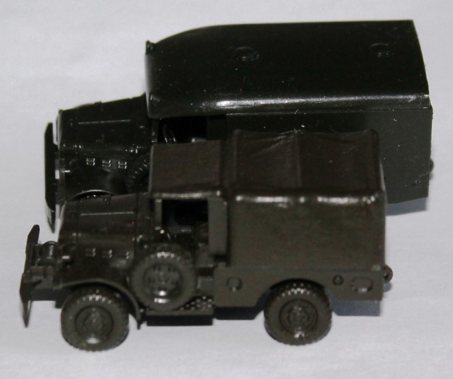 Roco-Dodge-b.JPG