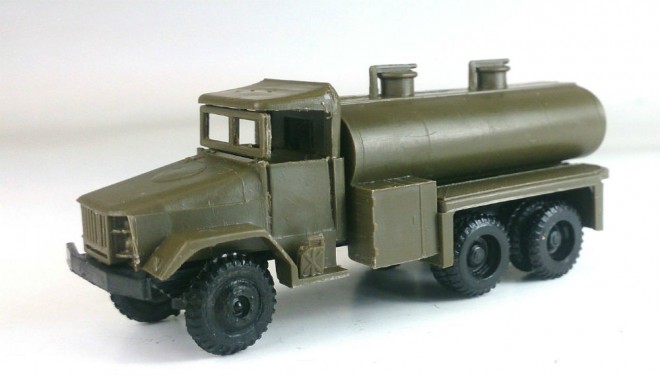 ToyEko-1-87-GMC-2-5-ton-fuel-truck-4025-EKO-4025_b_0.JPG