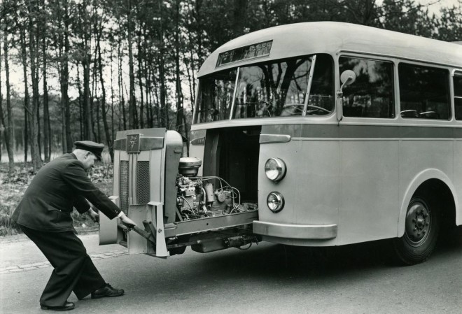 1949 - moteur coulissant.jpg