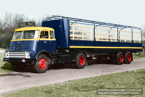 1957-DAF-2000DO (1).jpg