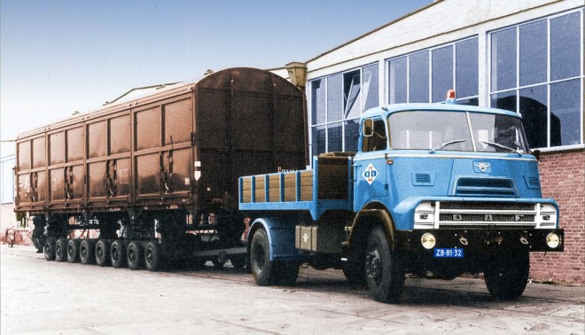 DAF 2400 DP (1).jpg