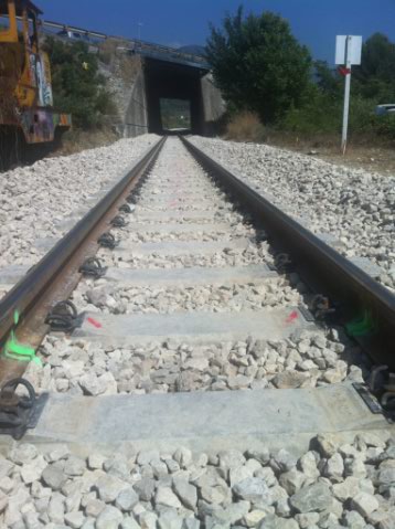 R1.jpg