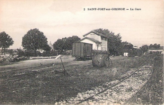 17 - SAINT - FORT - SUR - GIRONDE  LA GARE.jpg