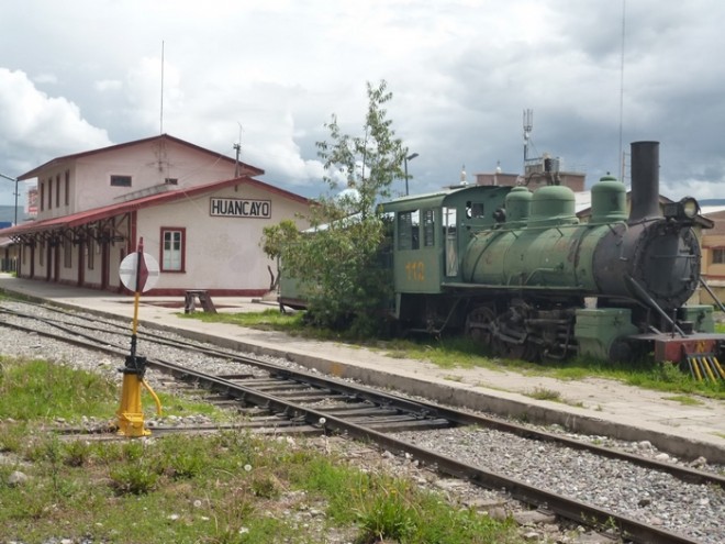 Huancayo train station.jpg