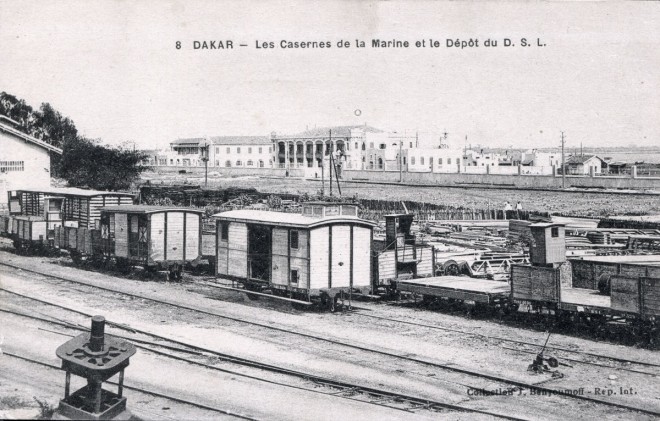 SENEGAL - Les Casernes de la Marine et le Dépot du DSL - 8.jpg
