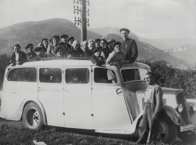 AUTOCAR Citroen de la SLA à Lourdes.jpg