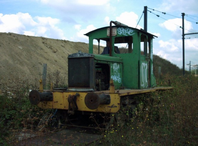 01 Trois-quarts avant gauche.jpg