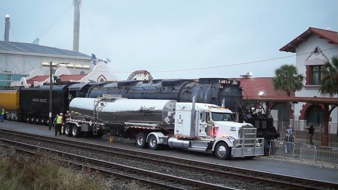 UP 4014 San Antonio Texas November 6th 2019.jpg