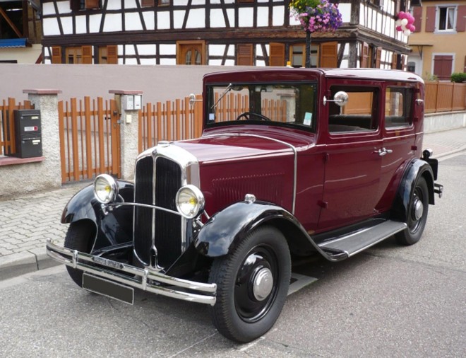 1930 - Renault Primaquatre (2).jpg