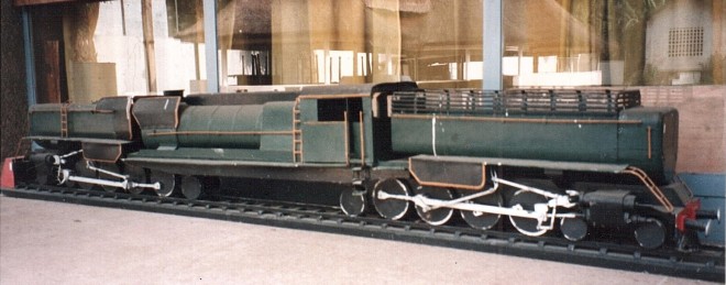 Golwe Abidjan 1994-1.jpg