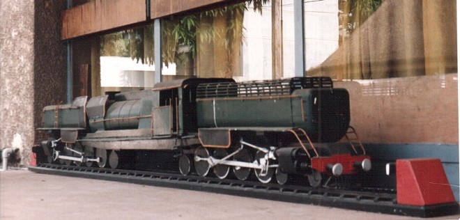 Golwe Abidjan 1994-3.jpg