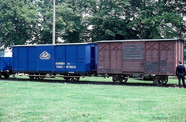 APOcfbs0719782.jpg