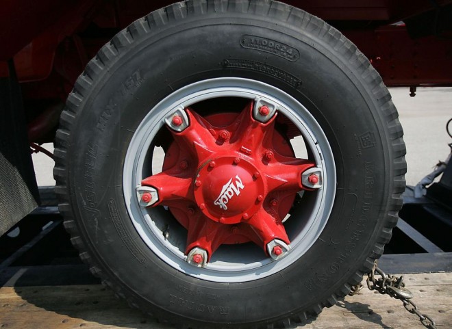 Mack B 80 (1).jpg