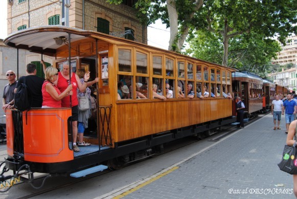 Voiture à bogies.JPG