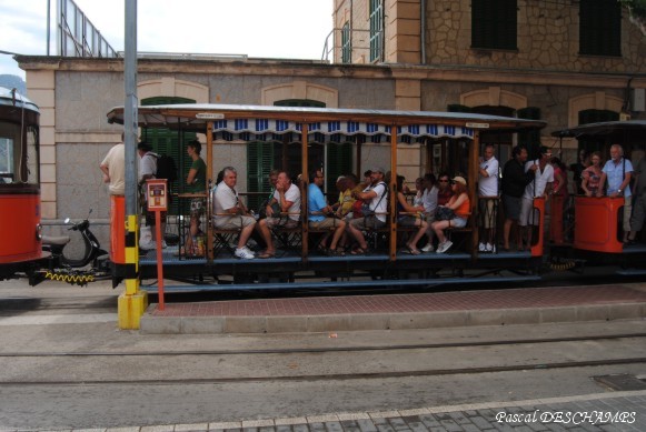 Voiture ouverte à éssieux.JPG