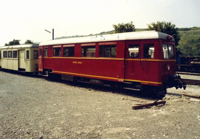 VT300-b.jpg