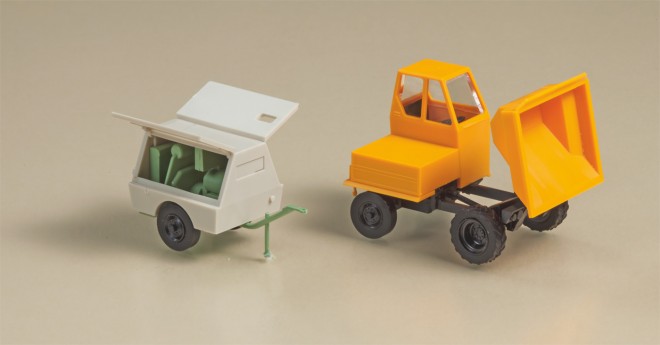 AUHAGEN 41641 -  Dumper et compresseur 1990.jpg